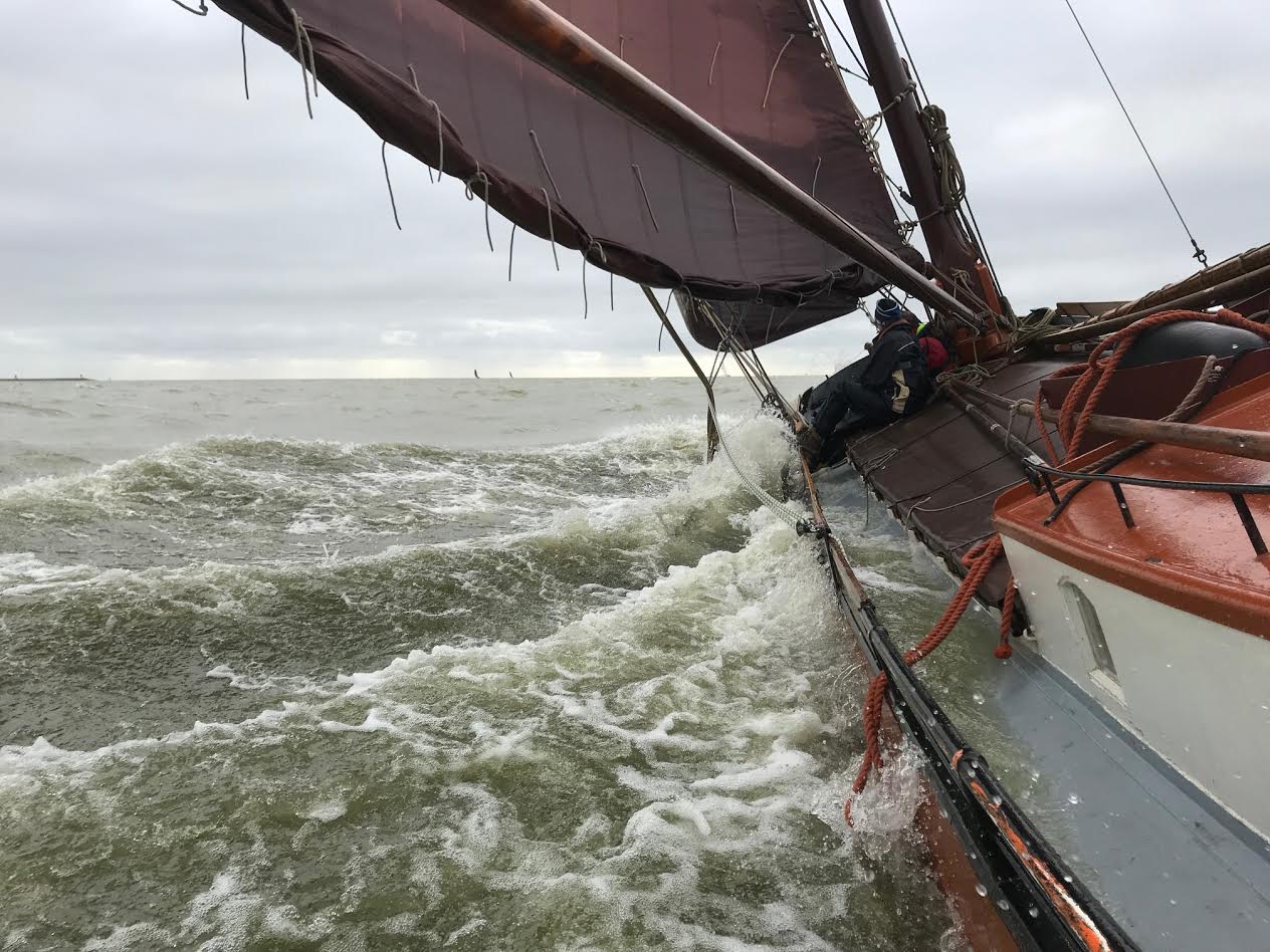 bij een wedstrijd staat het water in de gangboorden